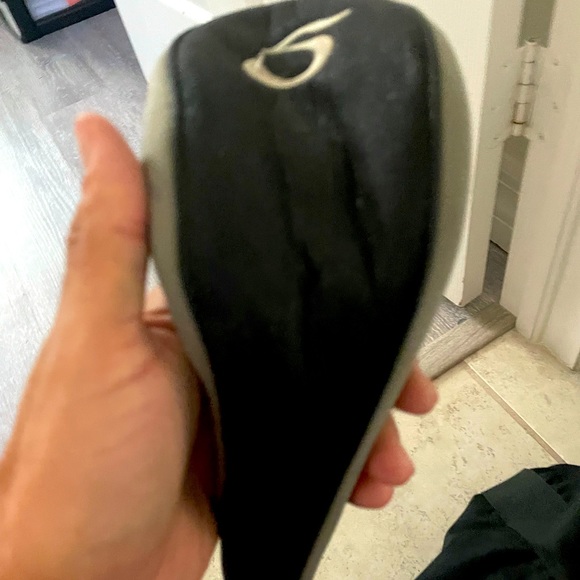 Golf head covers 2 pc - Picture 1 of 9